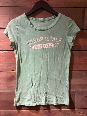 Vintage Aeropostale baby tee